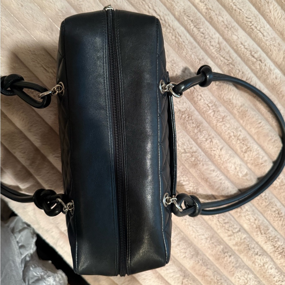 Chanel Black Quilted Shoulder Bag - Picture 8 of 15